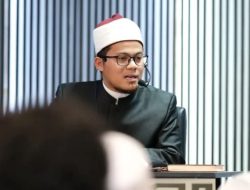 Menarik! Ustadz Nuruddin Debat dengan Profesor Amerika Soal Al-Quran, Ini Yang Terjadi