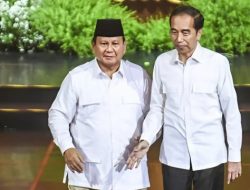 Publik Terkecoh: Ternyata Prabowo Masih Jadi Boneka Jokowi!