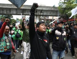 Bawa Sejumlah Tuntutan, Ratusan Driver Ojol Hari Ini Geruduk Kantor Kemenaker