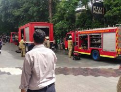 Kantor Gojek Kebakaran, 7 Mobil Damkar Dikerahkan