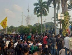 Puncak Demo Indonesia Gelap Akan Digelar Secara Besar-besar saat Pelantikan Kepala Daerah