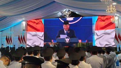 Prabowo Harus Segera Pecat Raja Kecil