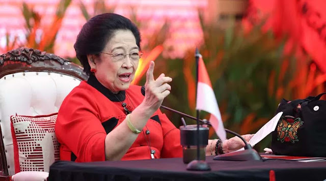 Megawati Instruksikan Boikot Retret, PDIP Resmi Oposisi Prabowo?