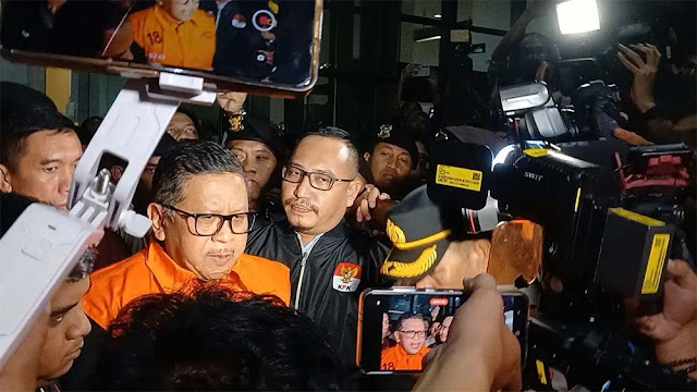 Muncul Video Hasto Bocorkan Arahan Jokowi Merevisi UU KPK Demi Amankan Gibran dan Bobby