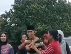 Kades Ulak Segulung Ogan Ilir Ditusuk Warga saat Gelar Acara Ulang Tahun Anak, Pelaku Serahkan Diri