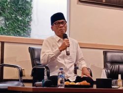 Cawe-cawe Menangkan Istri, Mendes Yandri Harus Dievaluasi Presiden