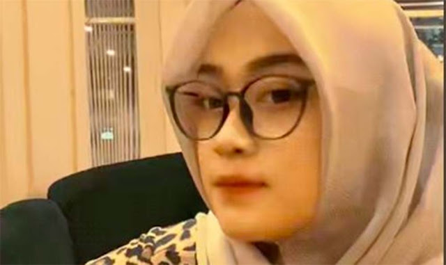 Bu Guru Salsa Viral Gegara Video 5 Menit Tanpa Busana Disebar Pacar Online