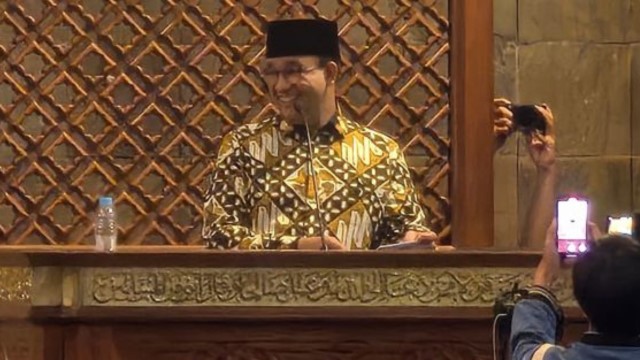 Siswi SMA Ngeluh Pemerintah Jadi Sumber Masalah, Anies: Kalau Ada Pemilu Lagi, Pilih Yang Benar!