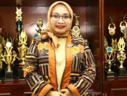 Ini Profil dan Tampang Wiwiek Hargono, Istri Wali Kota Bekasi Tri Adhianto