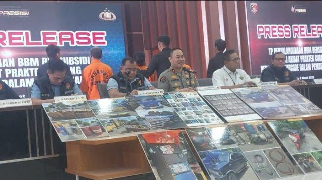 Polisi Ungkap Akal-akalan Mandor dan Operator SPBU Raup Untung dari Manipulasi Solar Subsidi