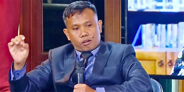 Khozinudin Mainkan Drama Murahan dengan Gugatan Absurd