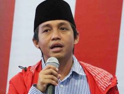 Heboh Rekrut juga Kader Pasutri, Rocky Gerung Curiga Menhut Raja Juli Mau Bangun Dinasti PSI di Kabinet Prabowo