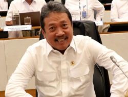 Skandal Sertifikat di Atas Pagar Laut PIK, Khozinudin Sebut DPR Dibohongi: Menteri Mengamankan Kepentingan Oligarki!