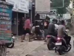 Viral 2 Debt Collector di Grobogan Diamuk Massa usai Coba Tarik Paksa Motor Warga