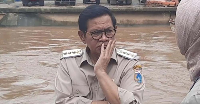 Larang Pramono Terapkan Sarapan Gratis, Prabowo Takut Program MBG Tersaingi?