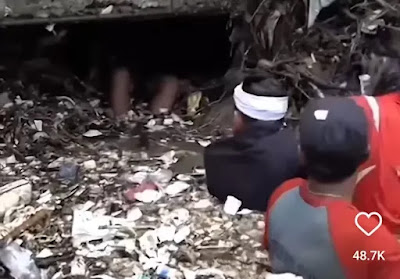 Disoraki saat Nyemplung ke Sungai Penuh Sampah, Emak-emak Minta Dicium Gubernur Dedi Mulyadi