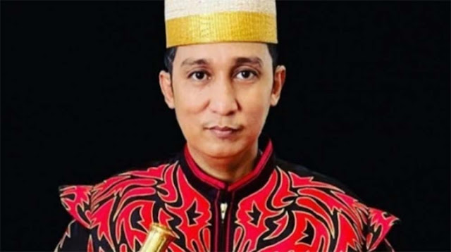 Dilepeh Keluarga Sultan, Firdaus Oiwobo Dulunya Ngaku Keturunan Nabi Muhammad