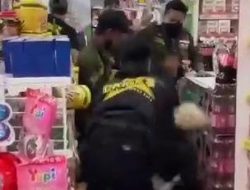 Viral Video Kelompok OTK Mengamuk di Minimarket Cimaung Bandung, Tukang Parkir Tewas