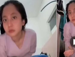 28 Video Bidan Rita link PoopHD Dikamar Mandi Viral