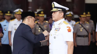 Karier Militer Cemerlang, Laksda TNI Edwin Rajo Mangkuto Dilantik Jadi Wakil Gubernur Lemhannas