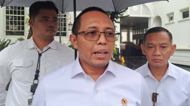 Sebut Jubir Prabowo Konyol, TB Hasanuddin Kecam Guyonan Hasan Nasbi: Siapa Mau Makan Daging Busuk?