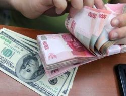 Rupiah Rontok ke Rp16.568 per Dolar AS, Terlemah di Asia