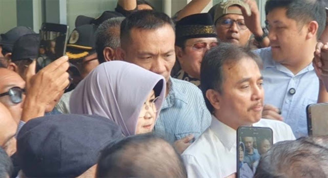 Tak Puas dengan Pembuktian UGM, Massa TPUA Segera Sambangi Jokowi di Solo