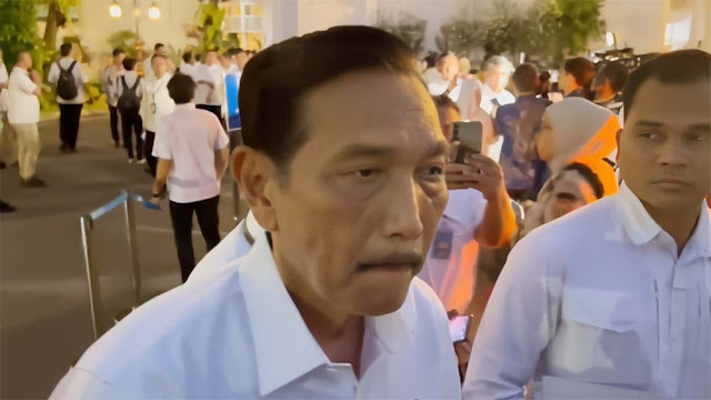 Luhut: Pihak yang Minta Gibran Dimakzulkan Adalah Orang Kampungan!
