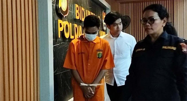 Pura-Pura Jadi Perempuan di Medsos untuk Peras Orang, Kakak Beradik Raup Rp 100 Juta Sejak 2024