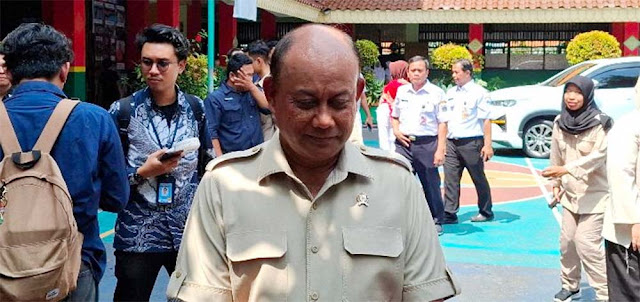 Klaim Keberhasilan MBG di Luar Nalar, Jangan-jangan BGN Cuma Cerita yang Baik ke Prabowo?