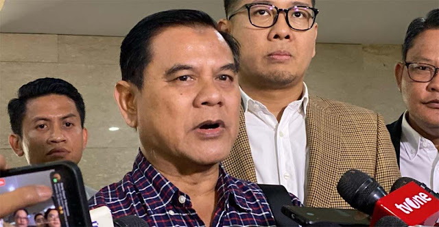 Diutus Serahkan Ijazah ke Bareskrim, Apa Pesan Khusus Jokowi ke Adik Ipar?