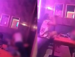 Video Syur 58 Detik Pasangan Mesum di Room Karaoke Hebohkan Wakatobi