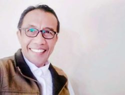 PERGESERAN PEMBANGUNAN DARI KIRI KE KANAN