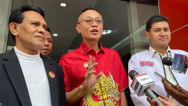 Yakin Ijazah Jokowi Asli, Peradi Bersatu: Kalau Palsu Tak Mungkin Dibawa ke Polisi!