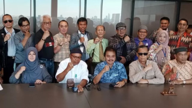 Bukan 5! Tim Advokasi Ungkap Ada 6 Orang Yang Dilaporkan Jokowi ke Polda Metro Terkait Ijazah Palsu
