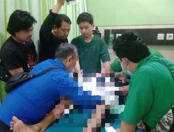 Alat Kelamin Bengkak Usai Dipasang Pipa, Kakek di Ngawi Minta Tolong Damkar
