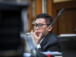 Beri Efek Jera, Sekjen PDIP Hasto Kristiyanto Mesti Dituntut Maksimal