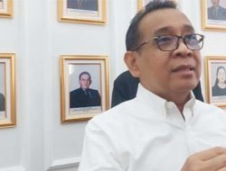 Mantan Rektor UGM Komentari Polemik Dugaan Ijazah Palsu Jokowi: Kita Percaya Penuh
