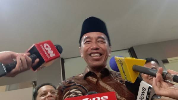 Jokowi Kasihan dengan Pihak Terlapor Jika Kasus Ijazah Naik Penyidikan: Tapi Ini Sudah Keterlaluan