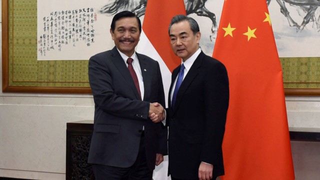 Luhut Bertemu Menlu Wang Yi, Ini Isi Kesepakatan Penting Indonesia-China!