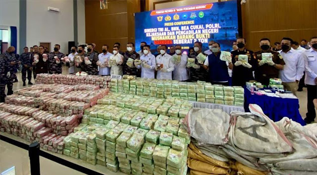 TNI AL Gagalkan Penyelundupan Narkoba Seberat 2 Ton, Nilainya Capai Rp 7,5 Triliun