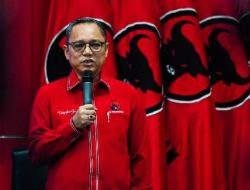 Deddy Sitorus Sindir Sosok Serakah Bermuka Polos: Pura-Pura Baik Tak Pernah Kenyang, Siapa Maksudnya?