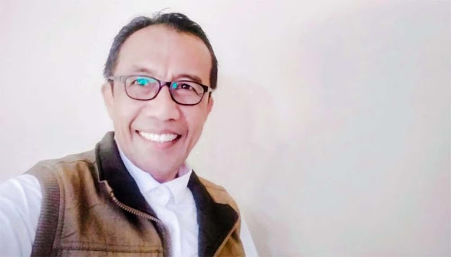 KEMUNAFIKAN DAN WAJAH GANDA DALAM POLITIK