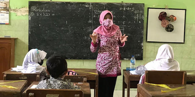 Ratusan Sekolah Tanpa Kepsek dan Honorer Ancam Mogok, Dunia Pendidikan KBB di Ujung Tanduk