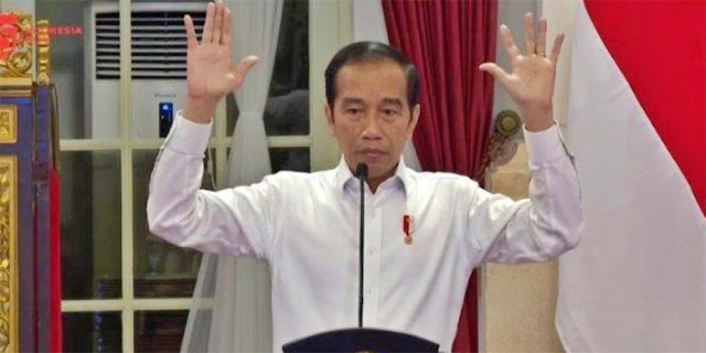 Pengacara Roy Suryo Ibaratkan Jokowi Seperti Ayam yang Mau Disembelih
