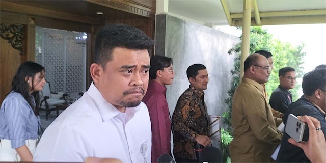 Bobby Buka Suara Soal Teror Bom Pesawat Saudi Airlines
