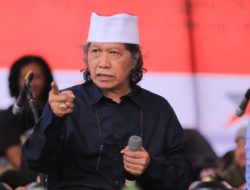 Ramalan Cak Nun 12 Tahun Lalu Terbukti: Iran Diserang, Saudi Bela Israel, Indonesia Terbelah!