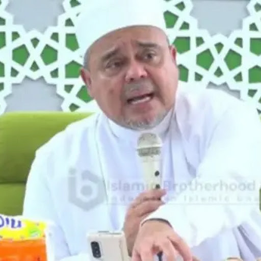 Habib Rizieq Serukan Stop Debat Sunni-Wahabi-Syiah, Bersatulah Lawan Israel dan Sekutunya!