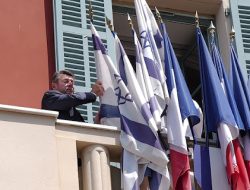 Wali Kota Prancis Singkirkan Bendera Israel dari Balai Kota