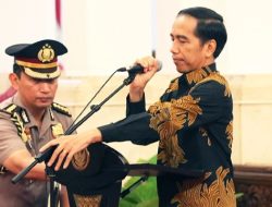 Kapolri Minta Dievaluasi? Tapi Siapa Yang Berani Evaluasi Jokowi?